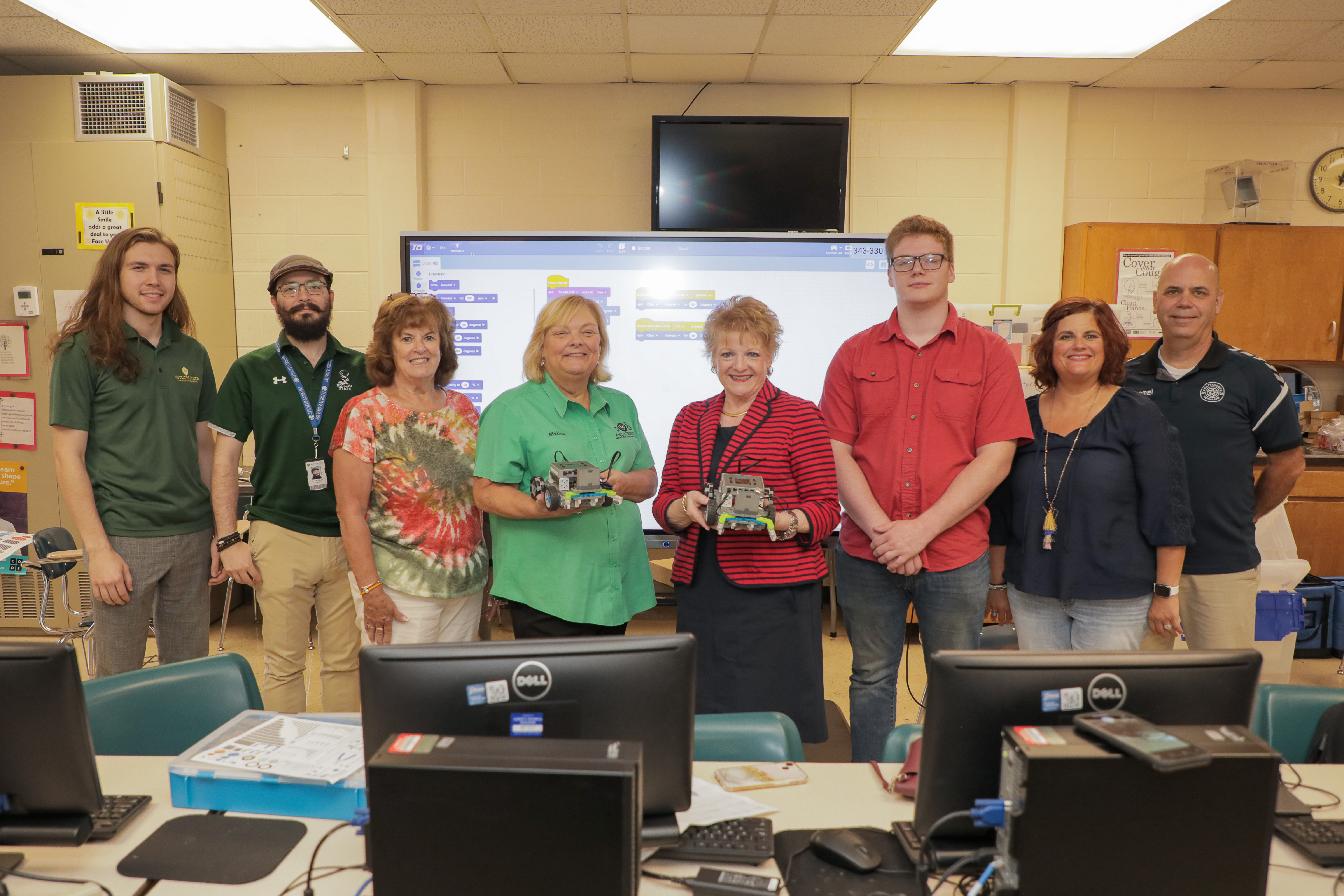 Left to right: Motlow graduate Jordan Hammond, Motlow Instructor Donald Choate, STEM Camp Director Joyce Britton, Motlow Instructor Melissa Paz, GIVE Grant Coordinator Dr. Kaneal Alexander, Motlow student Zachary Clark, Warren County Middle School STEM teacher Stephanie Hobbs, and TN Valley Robotics and VEX IQ instructor Todd Zinkann.